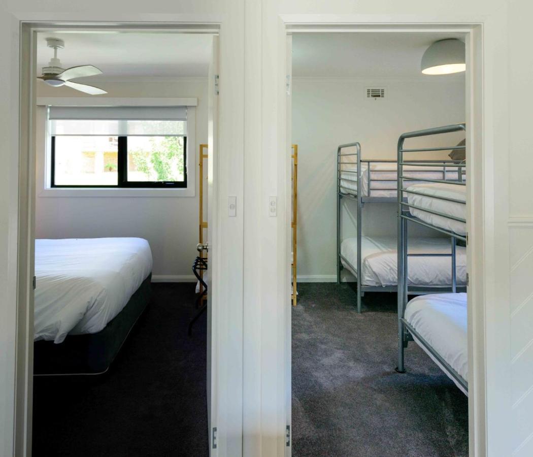 Georges Bay Apartments St Helens Esterno foto